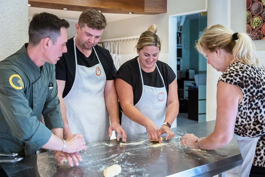 Florence: Handmade Pasta & Dessert Class with Unlimited Wine - Handmade Pasta in Florence: What Makes This Class Worth Your Time