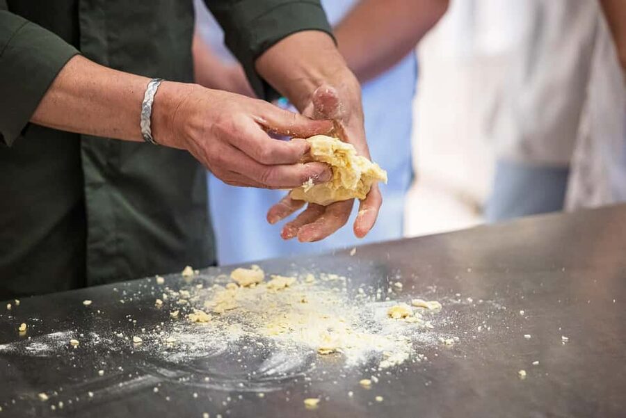 Florence: Handmade Pasta & Dessert Class with Unlimited Wine - Full-Day Food Option in Florence: Street Food and Trippa/Lampredotto