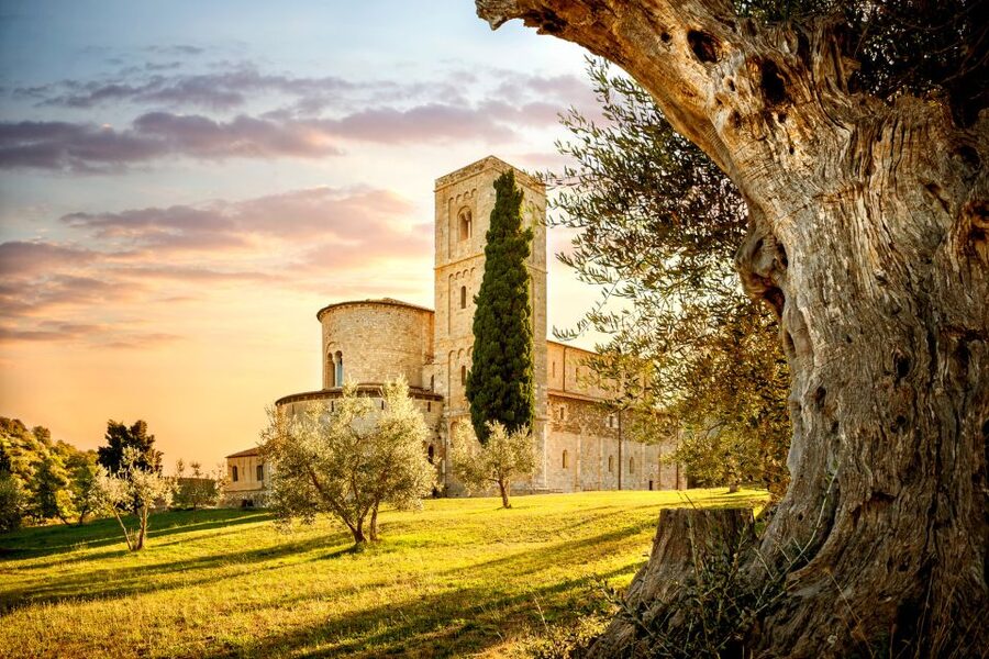 Florence: Monteriggioni & Val d'Orcia Optional Wine Tasting - Should You Book This Florence-to-Monteriggioni, Montalcino, and Pienza Tour?