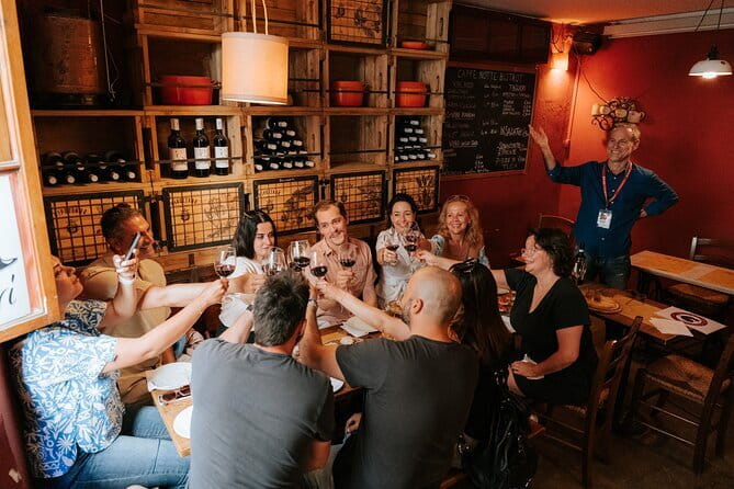 Florence Oltrarno Neighborhood Food & Wine Dine Around - BABAE: Prosecco in a short, efficient stop