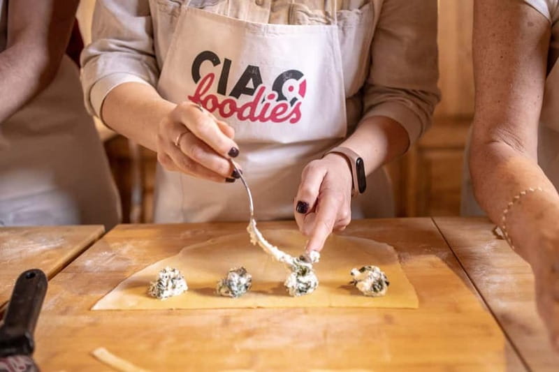Florence: Pasta & Tiramisu Class with Unlimited Wine - Who should book this pasta and tiramisù class (and who should skip)