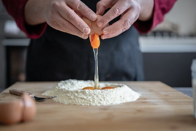 Florence Pasta & Tiramisu Cooking Class with Unlimited Wine - Price and Value: Is $23.95 a Good Deal for Florence?