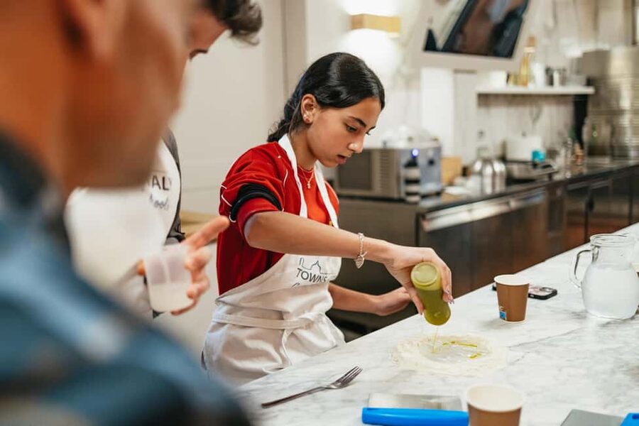 Florence: Premium Pizza & Gelato Preparation Class with Wine - Before You Go: What to Know So It Runs Smoothly