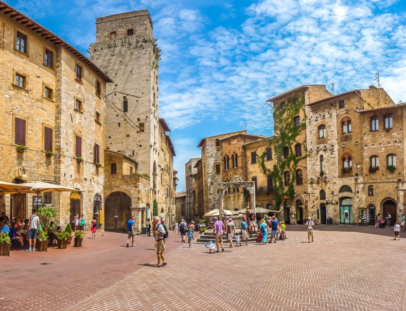 Florence: Siena & San Gimignano Day Trip with Lunch & Wine - San Gimignano on your own: towers, lanes, and great wandering time
