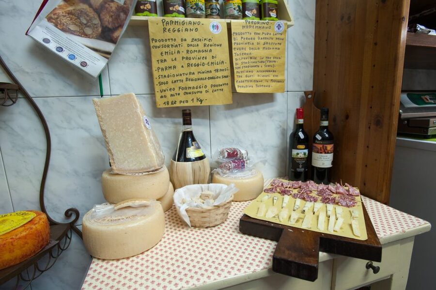 Florence: Sunset Wine and Food Tour - Why this 4-hour sunset route works in Florence