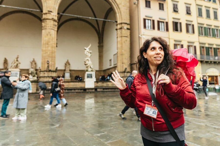 Florence: Tuscan Food and Wine Guided Walking Tour - Crostini, sauces, and pastries: learning the language of Florentine snacking