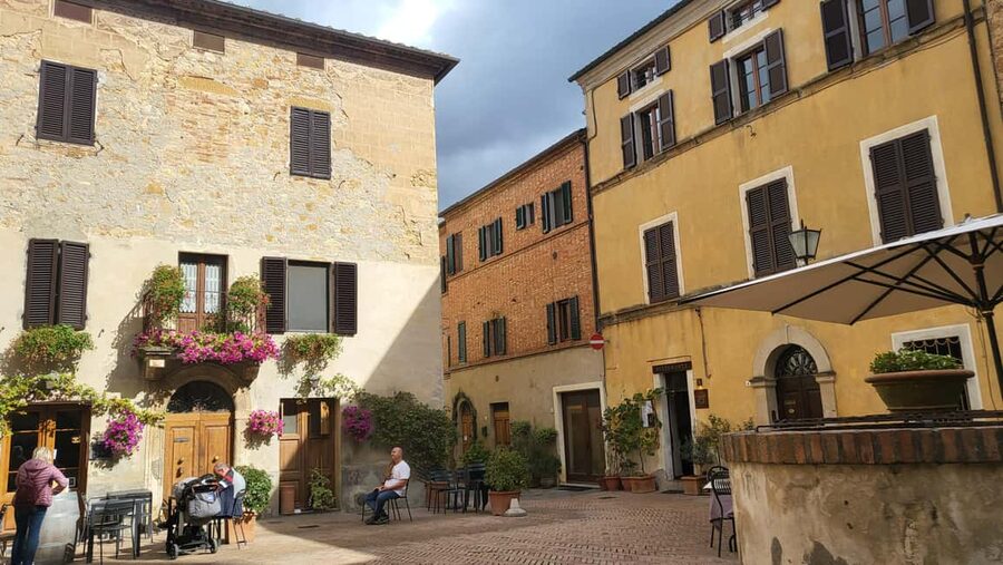 Florence: Val d’Orcia Wine Tasting & Lunch Small Group Tour - Should you book this Florence wine tasting day trip?