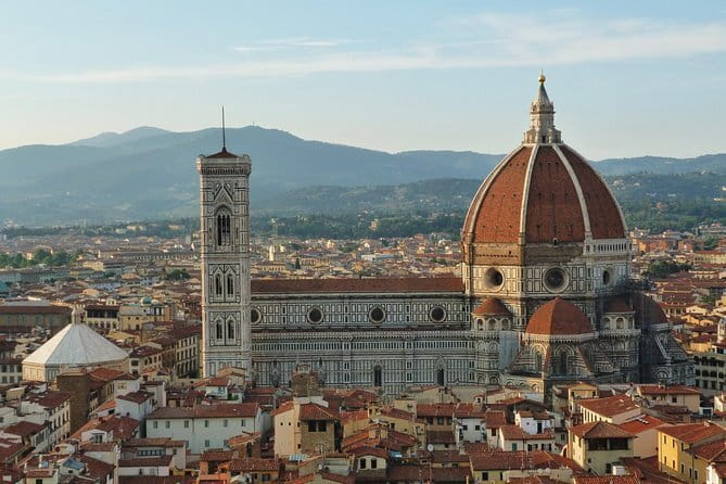 Florence Walk Tour + Wine Windows Option | Discover, Sip, Enjoy! - Over the Arno: Ponte Vecchio viewpoints