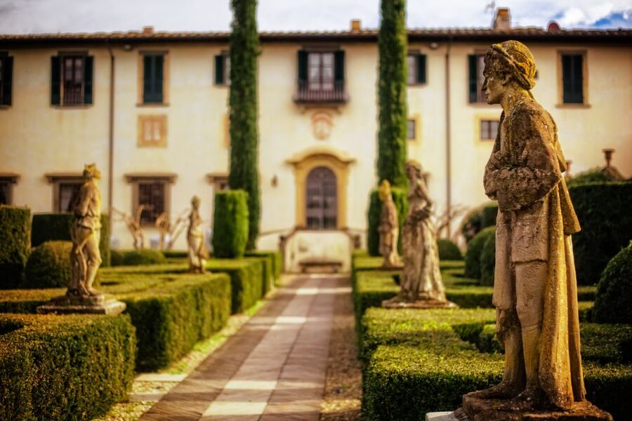 Florence Wine Tasting and Tuscan Lunch in a Vintage Fiat 500 - Lunch in Tuscany: Light, Local, and Actually Helpful