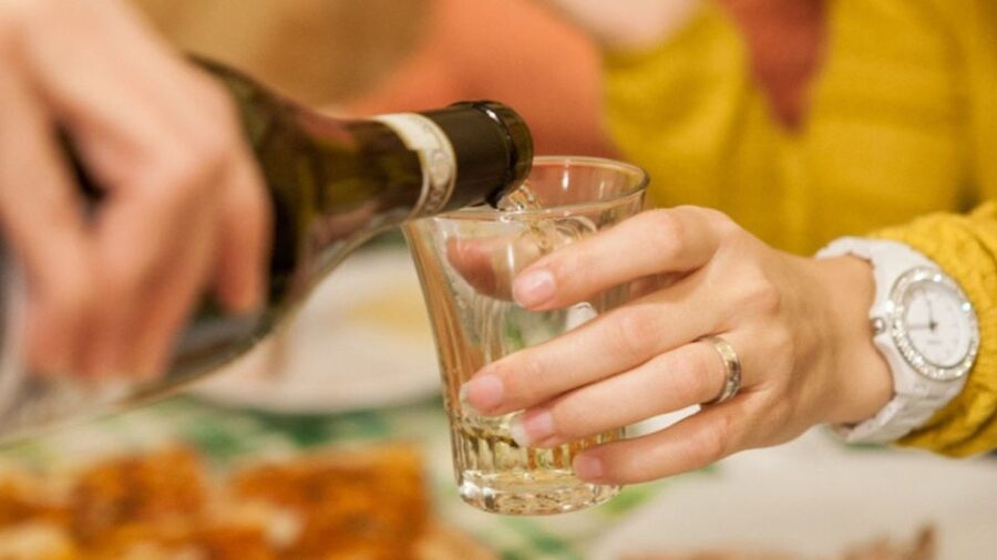 Frascati Wine Road from Rome: Tasting & Lunch - Lunch at a Traditional Trattoria: Save Room