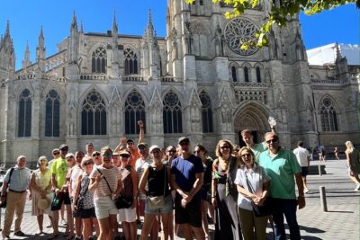 Free Walking Bordeaux Tour ENG + 1 glass of wine (Tip based) - Where It Starts and Ends: Monument aux Girondins to Place de la Bourse