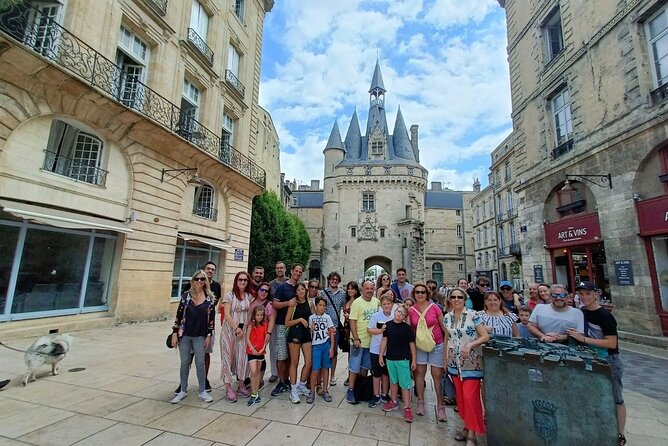 Free Walking Bordeaux Tour ENG + 1 glass of wine (Tip based) - Stop 2: Grand Théâtre by Victor Louis (1770) — Big-Stage Bordeaux