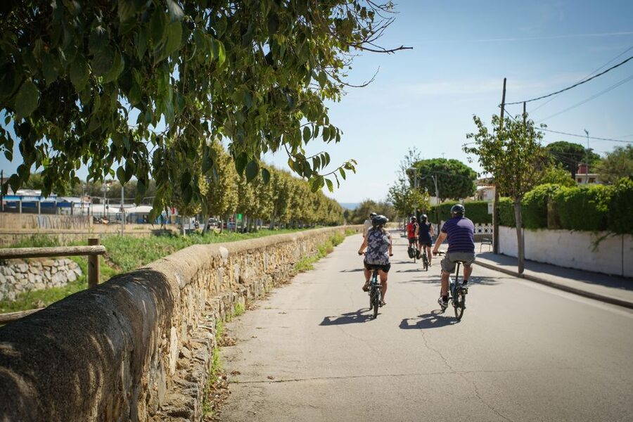 From Barcelona: E-Bike and Sailing Tour with Wine Tastings - Pace and Timing: The Day Won’t Feel Like a Marathon