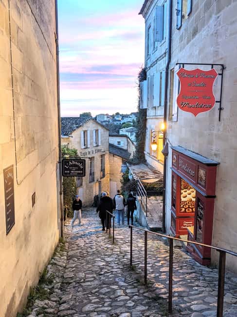 From Bordeaux: Half-Day Saint-Émilion Tour and Wine Tasting - Should you book the Saint-Émilion half-day from Bordeaux?