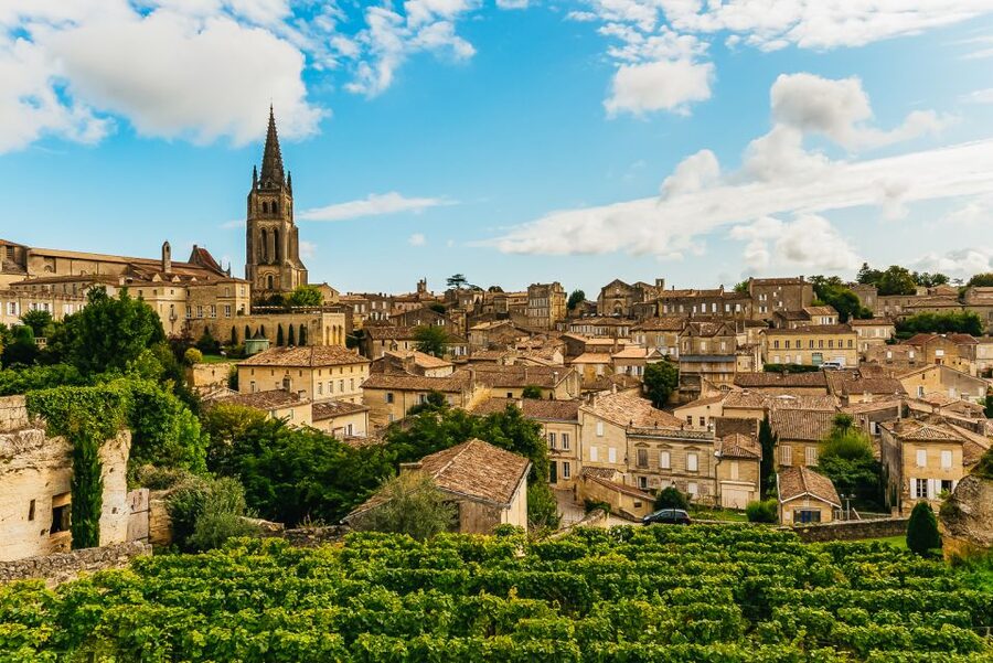 From Bordeaux: St. Emilion Village Half-Day Wine Tour - St-Emilion on foot: medieval lanes, steep views, and real context