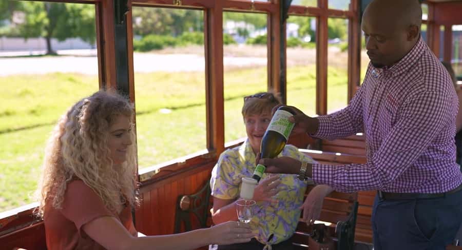 From Cape Town: Franschhoek Wine Tram Hop-on Hop-off - Comfort, Group Vibes, and What Makes the Staff Work