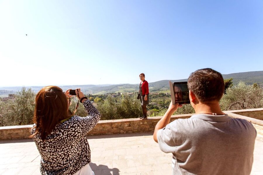 From Florence: San Gimignano, Siena, and Chianti Wine Tour - San Gimignano’s tower skyline: UNESCO streets and shopping breaks