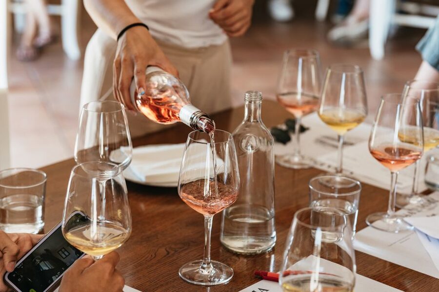 From Florence: Small Group Wine Tasting Tour to Tuscany - Getting out of Florence fast: Piazzale Montelungo to Chianti Classico