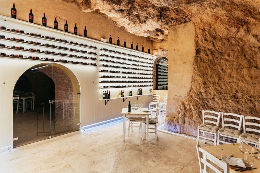 From Florence: Val D'Orcia Tour with Wine Tasting - Wine tastings that actually make sense