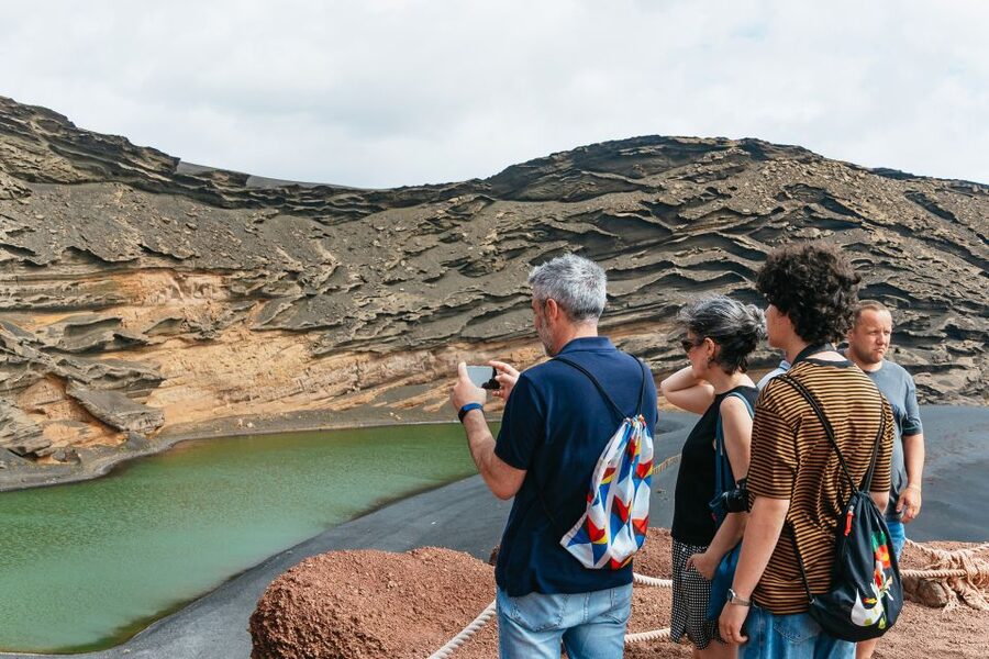 From Fuerteventura: Lanzarote Trip with Wine Tasting & Lunch - Getting picked up around 5:00 AM (and staying sane)