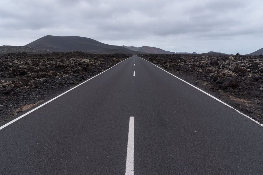 From Fuerteventura: Lanzarote Volcano and Wine Region Tour - Should you book this Lanzarote volcano and wine day trip from Fuerteventura?