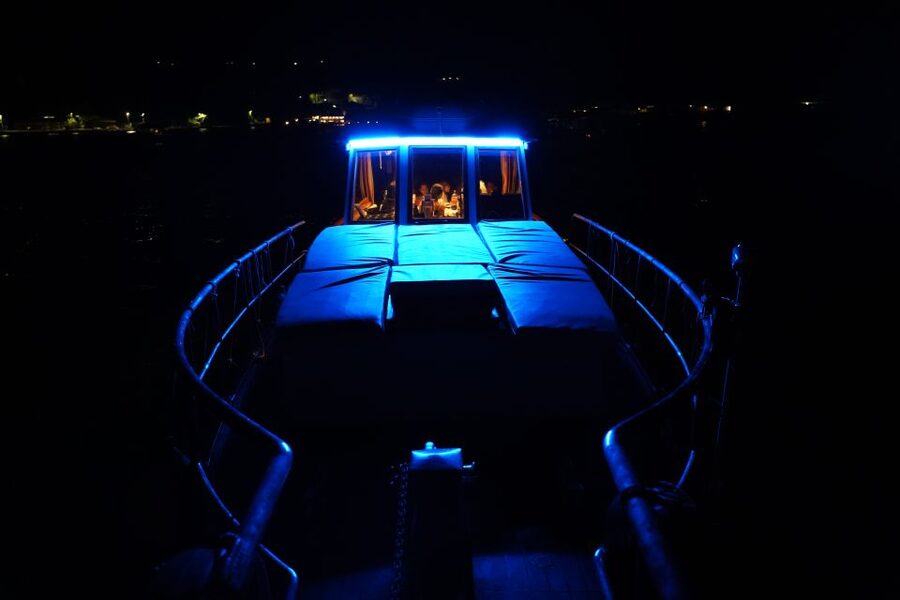From La Spezia: Cinque Terre Boat Tour with Lunch and Wine - Swimming stops: when the day turns from sightseeing to living it