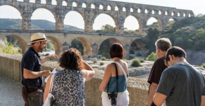From Marseille: Provence Sightseeing Tour and Wine Tasting - Morning start: from Radisson Blu up to Les Baux-de-Provence