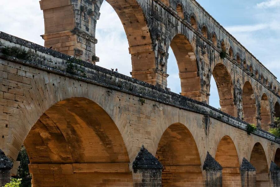 From Marseille: Provence Sightseeing Tour and Wine Tasting - Avignon at your pace: lunch on your own and the Pope’s City options
