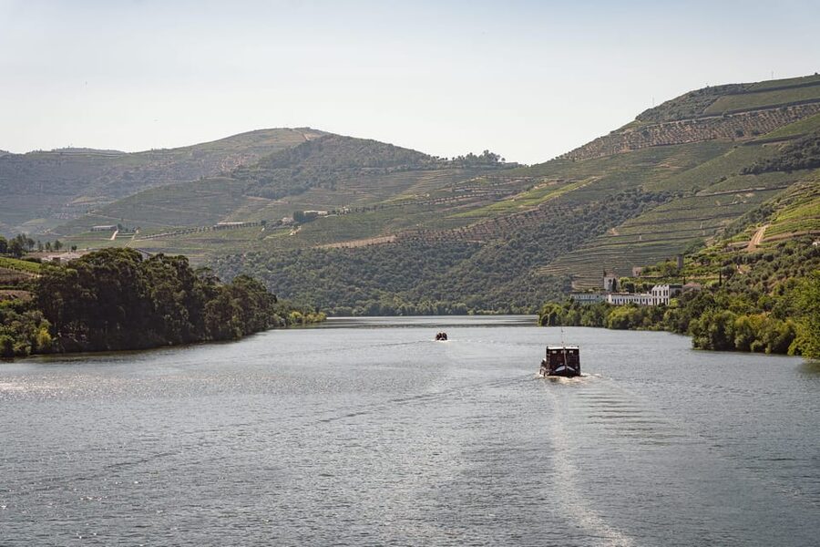 From Pinhão: Douro Valley Rabelo Boat Tour with Port Wine - Getting on in Pinhão: pier details and a smooth start