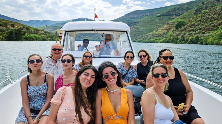 From Porto: Douro Valley w/ Boat Tour, Wine Tasting & Lunch - N222 viewpoints and the bridge stop: the best photo “ops” are built in