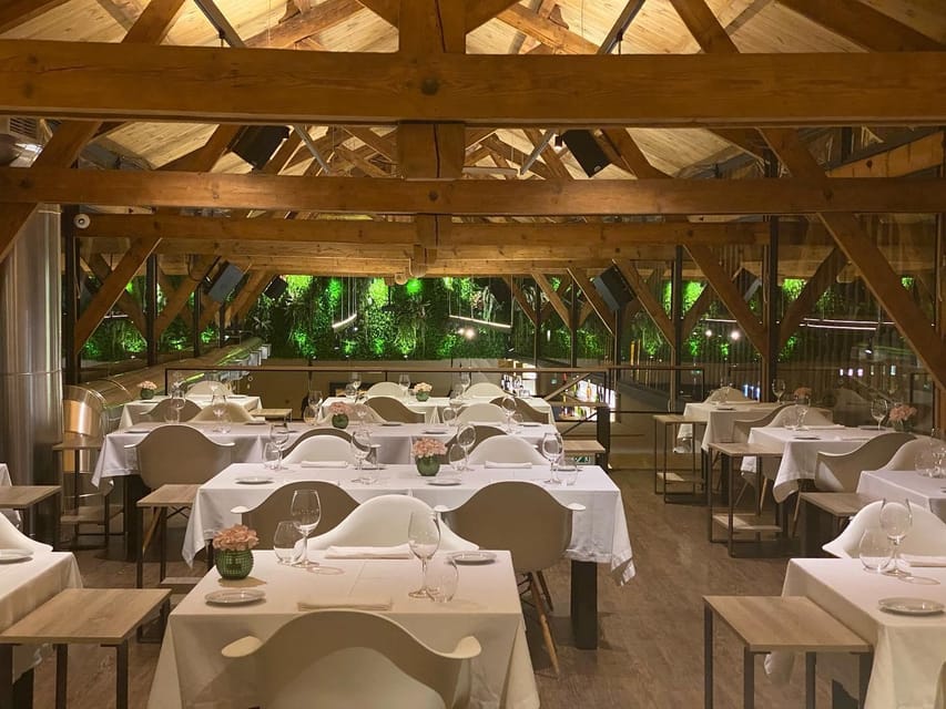 From Porto: Premium Douro Valley Small-Group Wine Tour - Lunch in a premium setting, with a vintage-wine moment