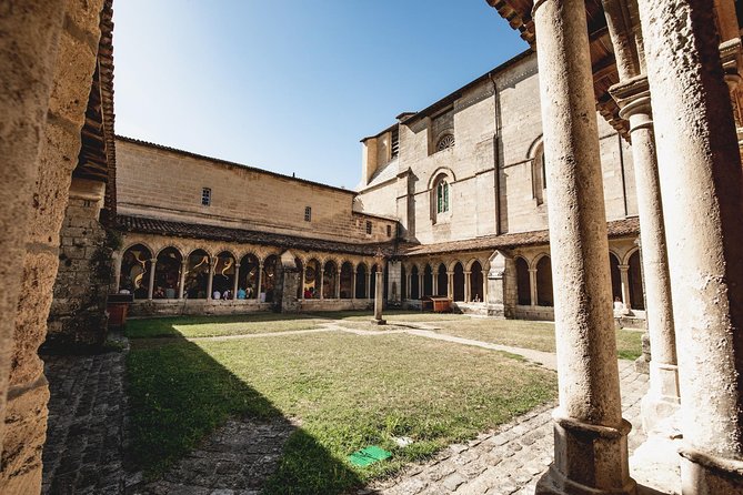 From Saint-Emilion : Electric Bike Day Tour with Wine Tastings and Picnic Lunch - Stop later: Chateau La Croizille and a second round of tasting