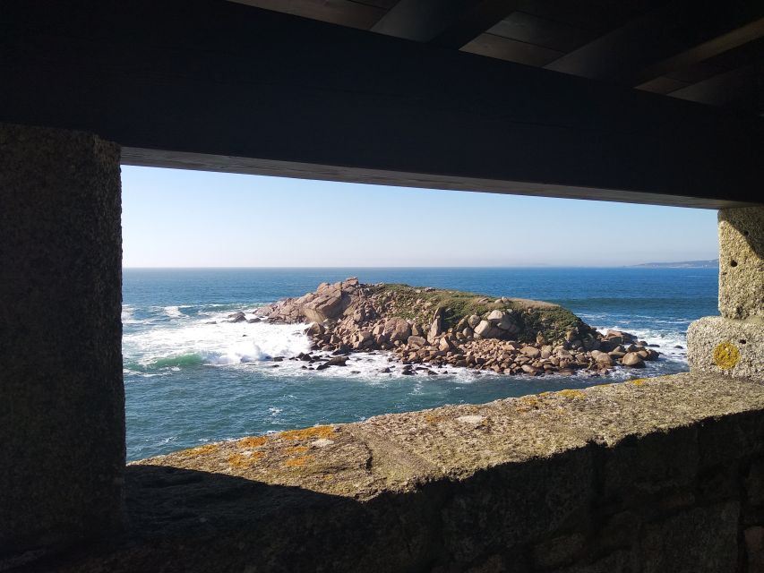 From Santiago: Rías Baixas Galicia Seafood & Wine Day Tour - Combarro’s cobblestones: the village stop that feels like a storybook