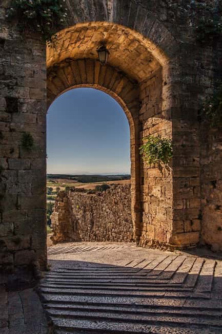 From Siena: Chianti and Castles Tour with Wine Tastings - Two winery stops: more than a single tasting routine