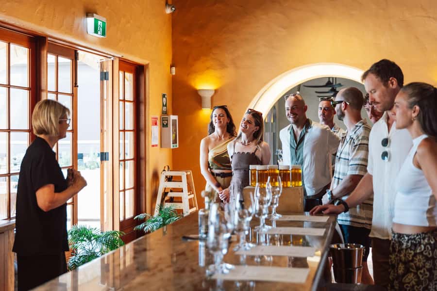 From Sydney: Full-Day Hunter Valley Wine Tour & Lunch - The drive back to Sydney: end-of-day comfort and the chance of kangaroos