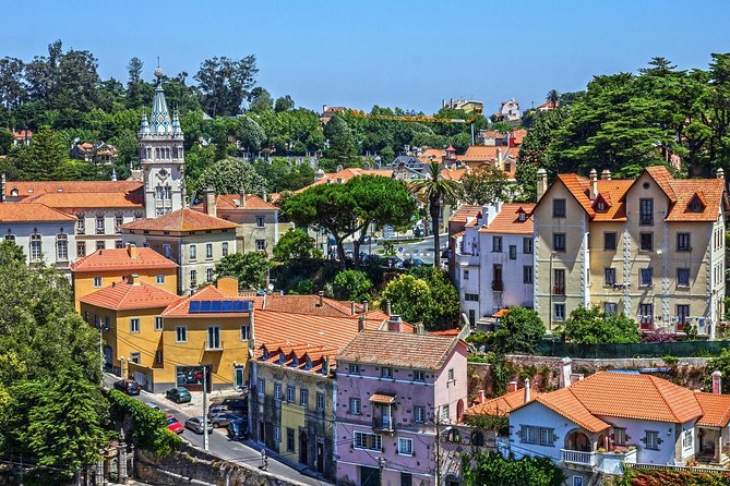 Full-Day Private Sintra Tour with Wine Tasting and Pena Palace - The Moorish Castle climb: payoff comes after effort