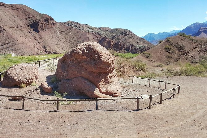 Full-Day Tour Cafayate Calchaqui Valleys with Wine - El Anfiteatro: the Amphitheater rock formation and quick walking