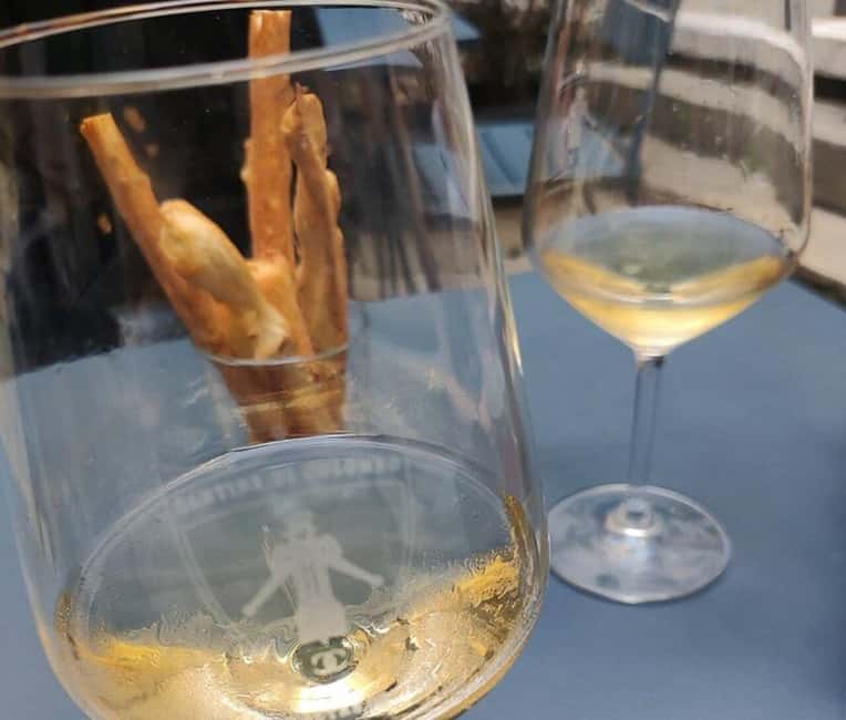 Genoa: Food and Wine Tasting Walking Tour - Wine in Genoa: two glasses, and how to think about what you’re tasting