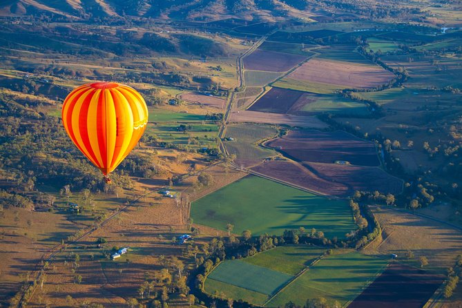 Gold Coast Hot Air Balloon + Winery Breakfast + Return Transfers - The Balloon Pilot and Guide Make or Break the Morning