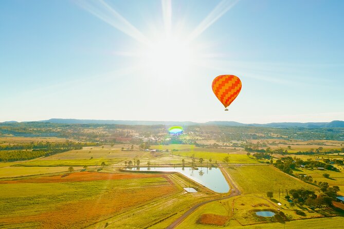 Gold Coast Hot Air Balloon + Winery Breakfast + Return Transfers - Breakfast at O’Reilly’s: Bacon, Coffee, and Sparkling Wine