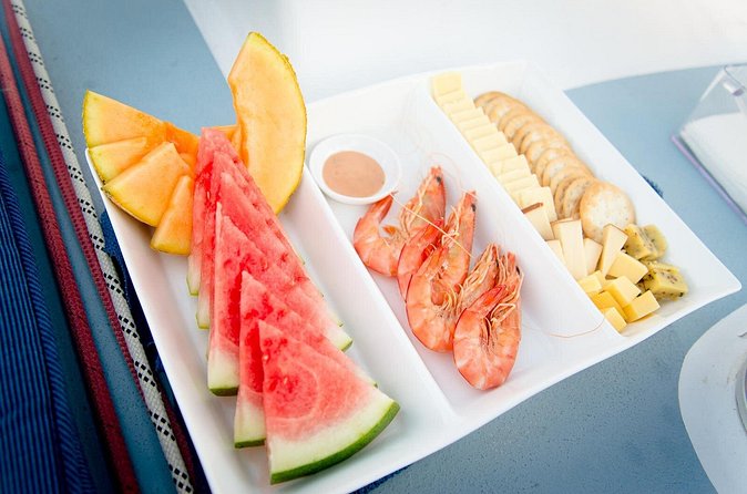 Gold Coast Sunset Cruise with sparkling wine & nibbles platter - Small comfort extras that make a difference at sunset