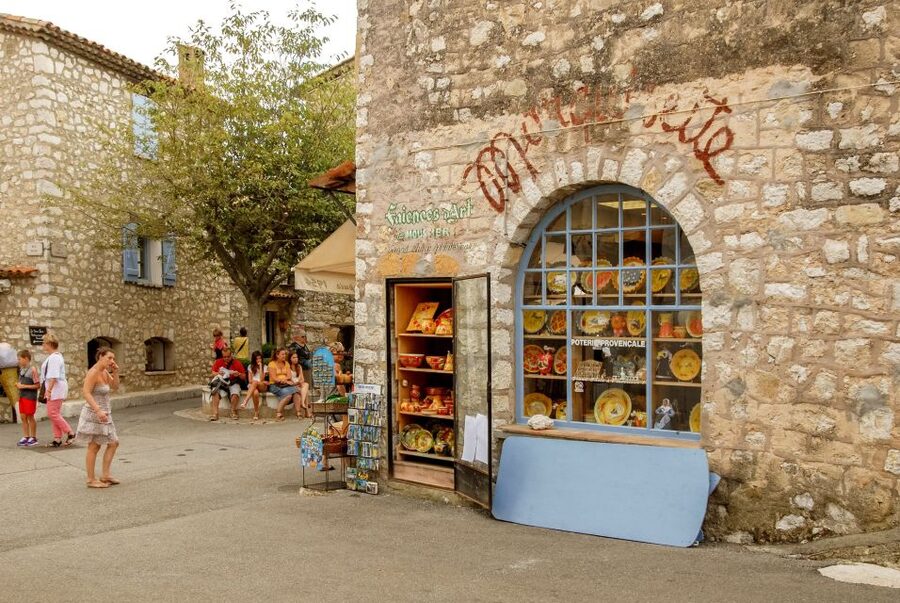 Grasse, Valbonne & Gourdon: Day Tour with Wine Tasting - Who should book this tour (and who might not)