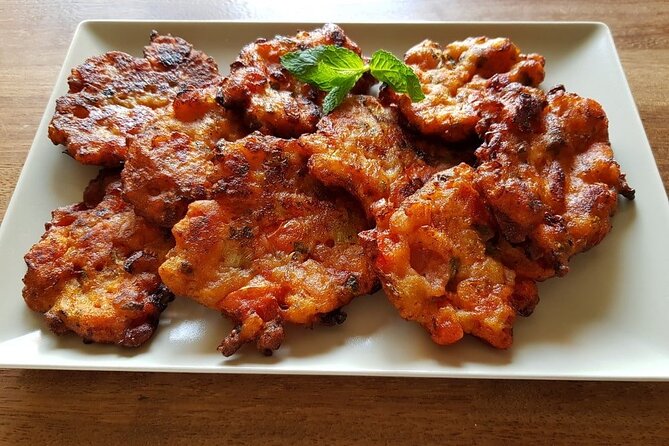 Greek Cuisine Cooking Class in Santorini with Recipes and Wine - Chef Christos’ Teaching Style and the Tips You’ll Actually Use