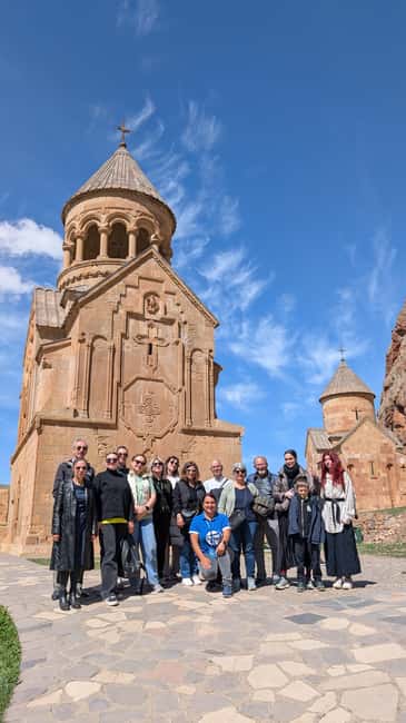 Group tour: Khor Virap, Noravank, Jermuk, Areni wine tasting - Noravank monastery: red-rock architecture you can feel