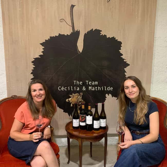 Guided Bordeaux Wine Tasting Class with 6 Wines and pairings - Left Bank vs Right Bank: what you should expect to notice