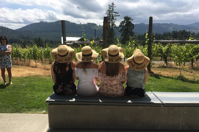 Half-Day Victoria to Cowichan Valley Wine Tour with Tastings - Optional Stop: Cherry Point Estate Wines and What Makes It Different