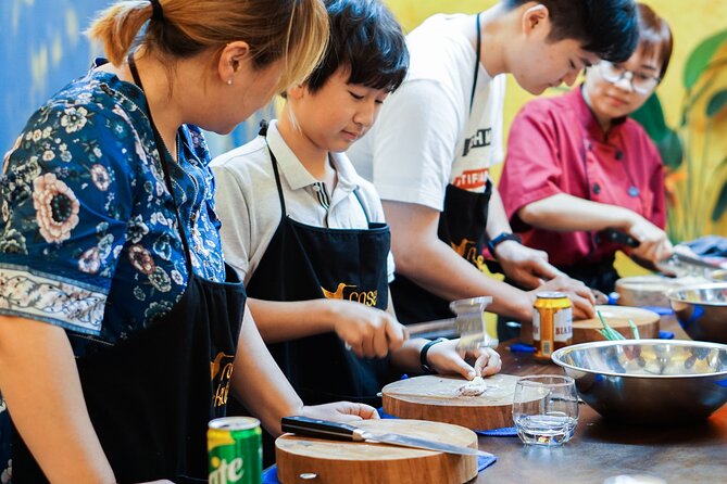 Hanoi Cooking Class: Market Tour, Free Liquor & Coffee Tasting - Market tour in Hanoi: what you’re really learning beyond the shopping