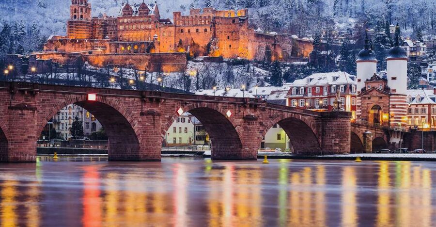 Heidelberg: Sightseeing Boat Tour with Mulled Wine - Deck vs heated cabin: how to stay comfortable in cold weather