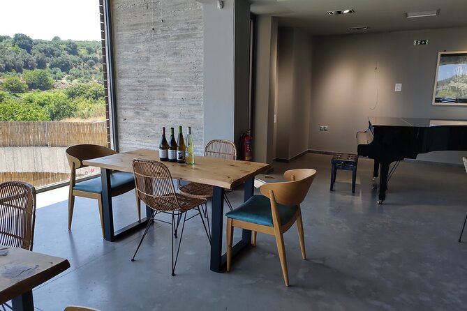 Heraklion SUV Private Guided Wine Tour with Lunch - The Wine and Food Details That Actually Matter