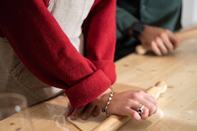 Holy Pizza! Fun Pizza & Gelato Making by Vatican + Delish Wine - Shaping, Sauce, and the Crunch-Soft Target